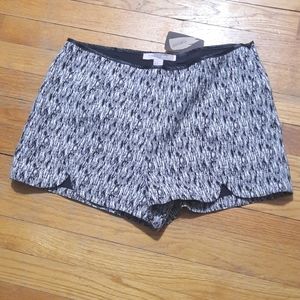 Woven Ivory and Black Shorts with Faux Leather
